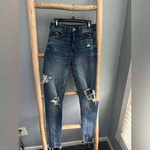 American Eagle ripped skinny jeans. High waisted.